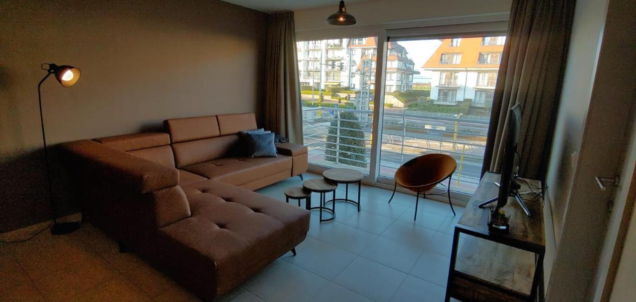 Sans Souci - Residentie Neoportus Apartment Nieuwpoort Exterior photo